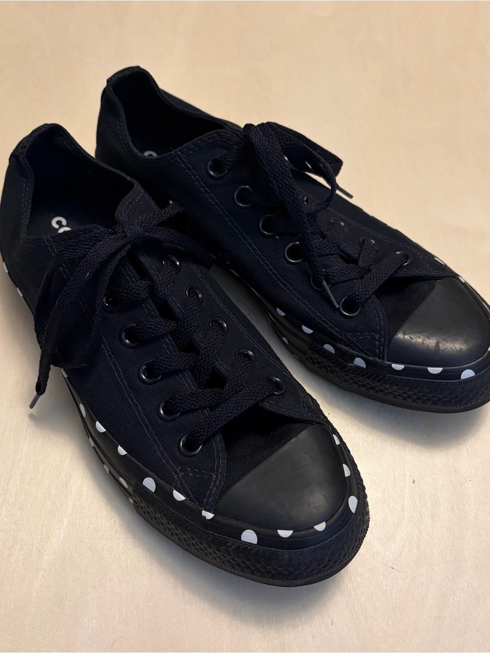 Women’s Black Low-Top Converse All-Star Sneakers with White Polka Dots, Size 8 - Picture 10 of 10